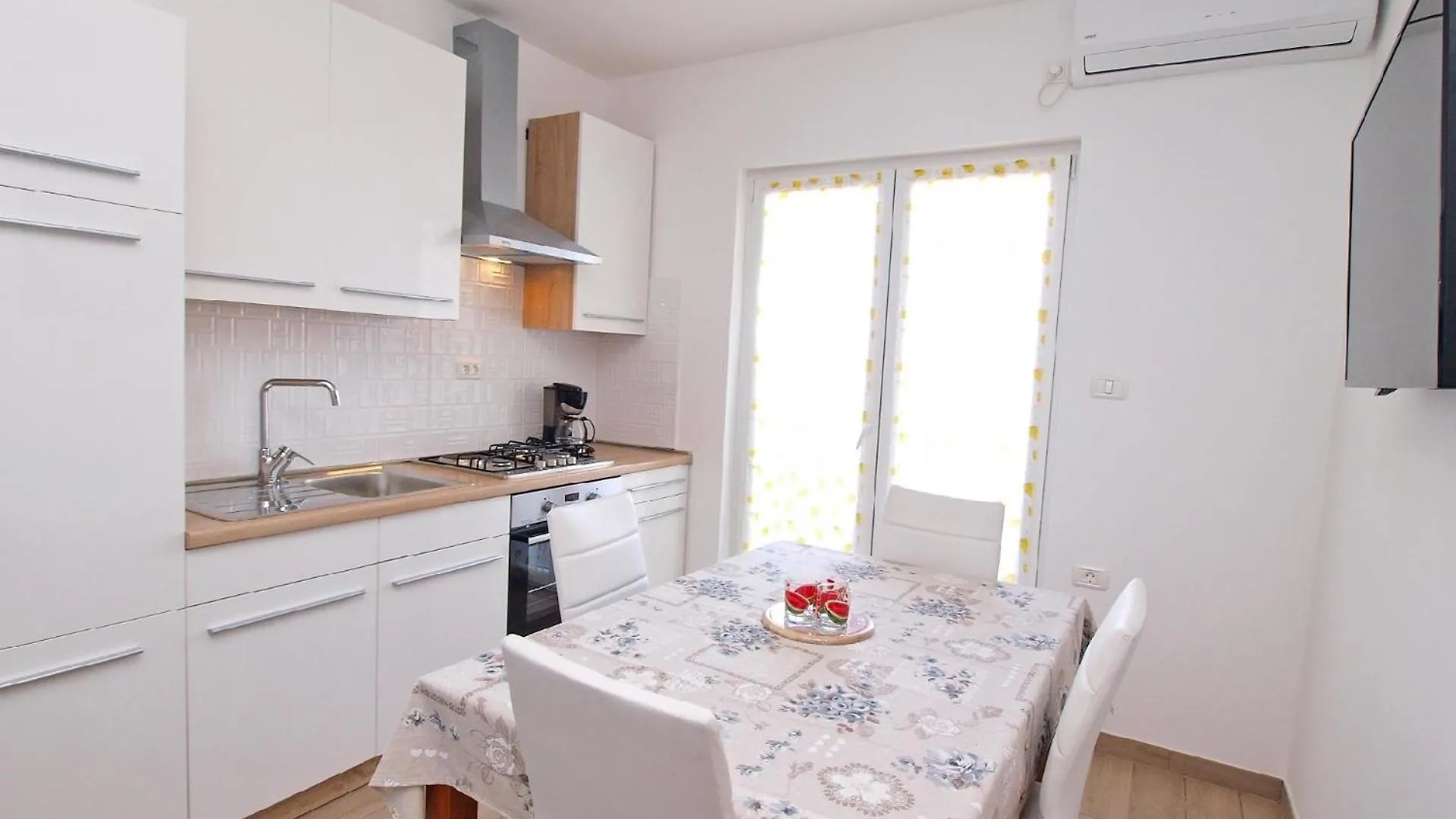 Ferienwohnung Fuer 5 Personen Ca 55 Qm In Pula, Istrien Istrische Riviera