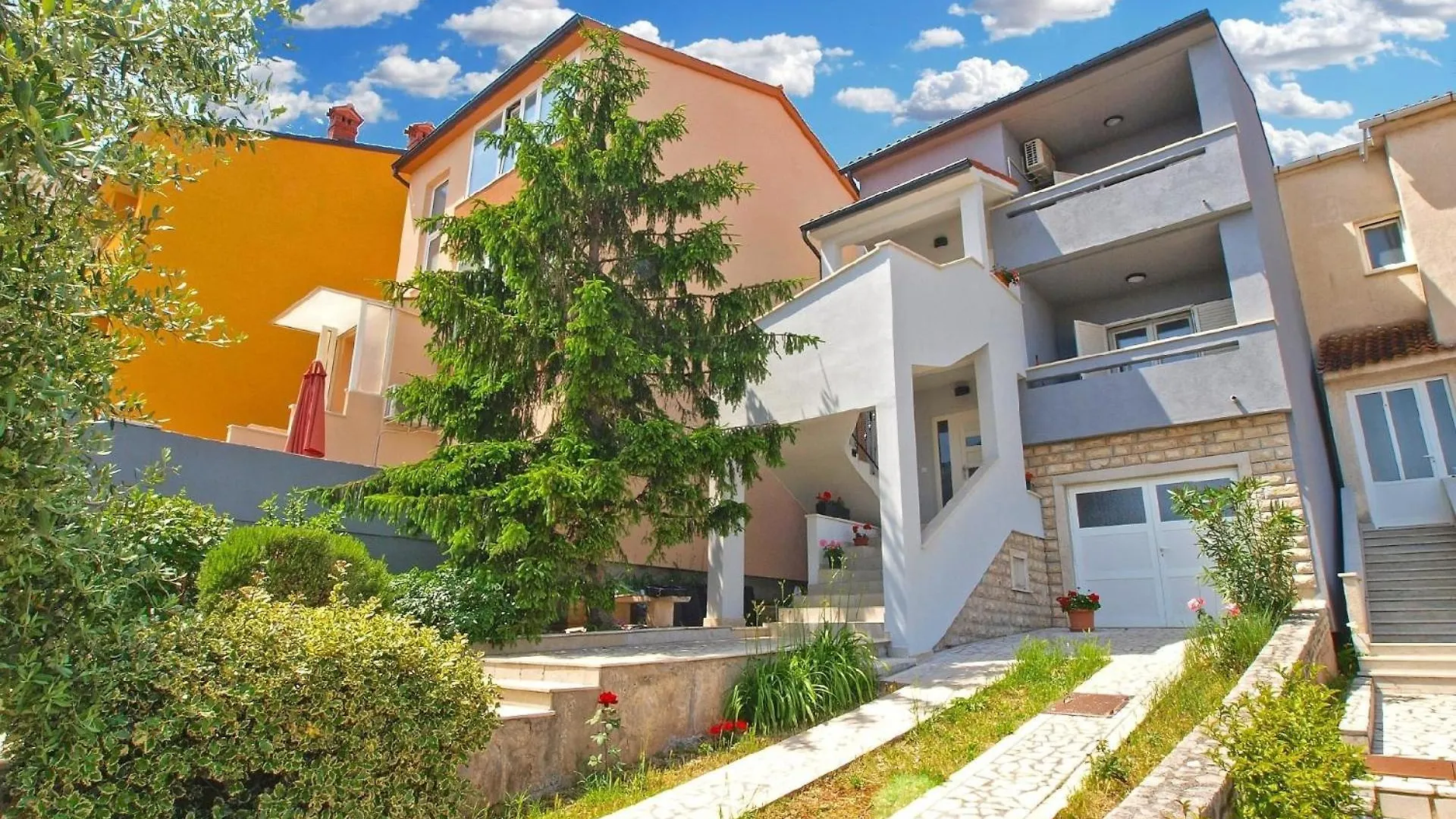 Ferienwohnung Fuer 5 Personen Ca 55 Qm In Pula, Istrien Istrische Riviera contacts